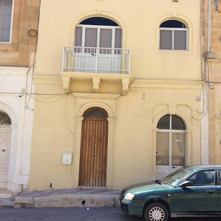Butts Inn Annex Dormitory Hostel Ghajn il-Kbira  外观 照片